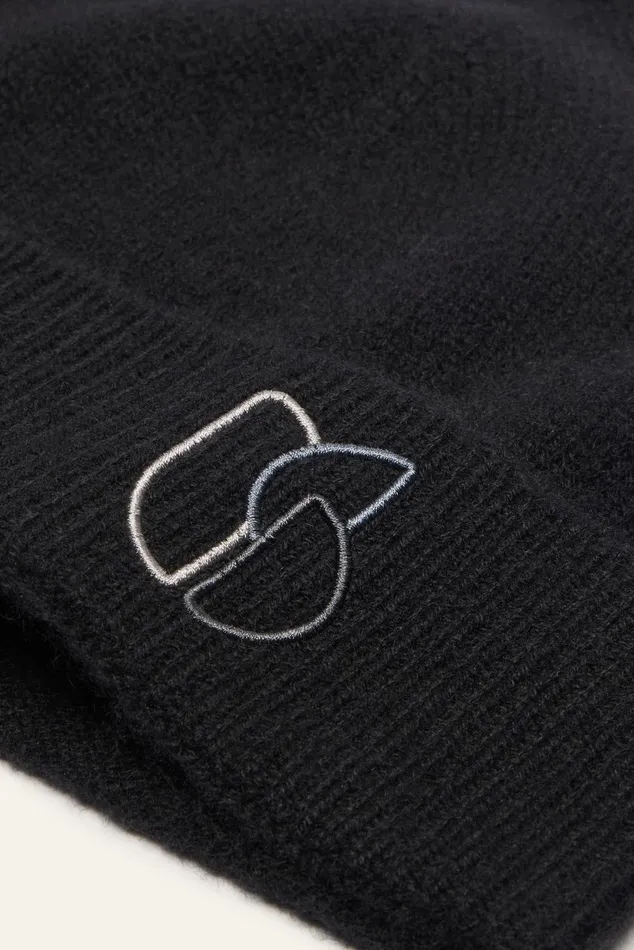 FoldedEdge Knit Cap Cobo Black Women Baandsh Scarves and Beanies