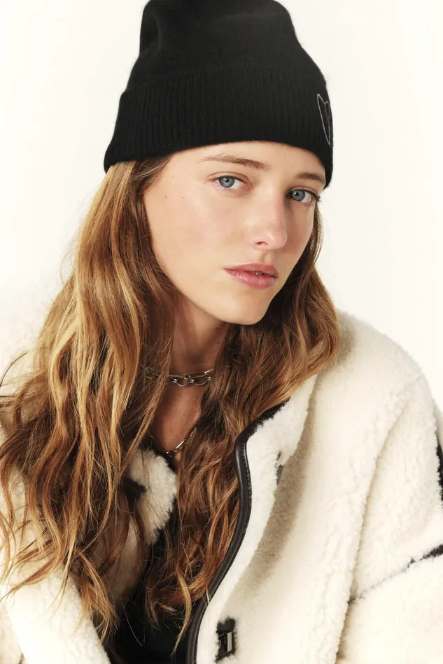FoldedEdge Knit Cap Cobo Black Women Baandsh Scarves and Beanies