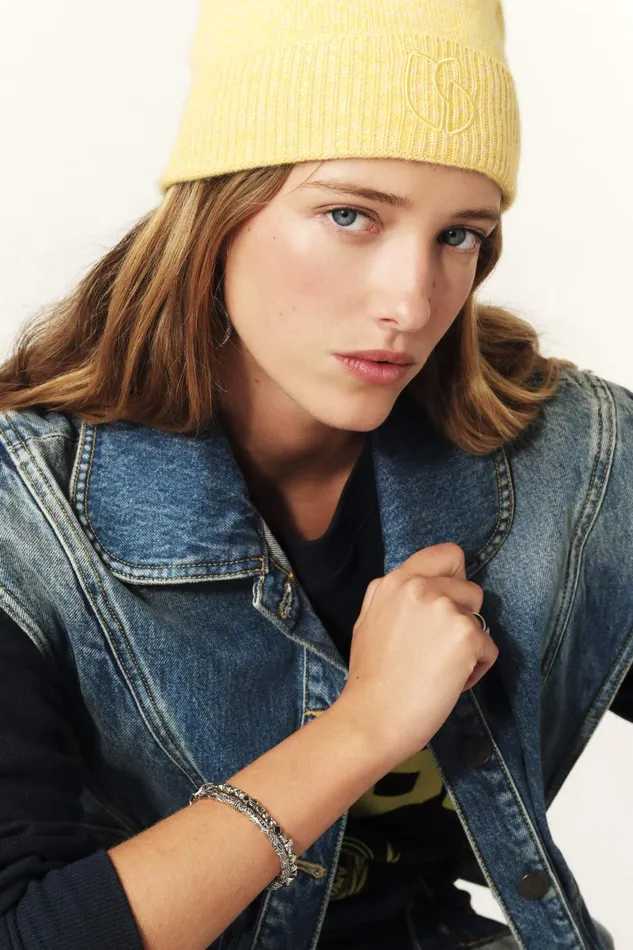 FoldedEdge Knit Cap Cobo Black Women Baandsh Scarves and Beanies