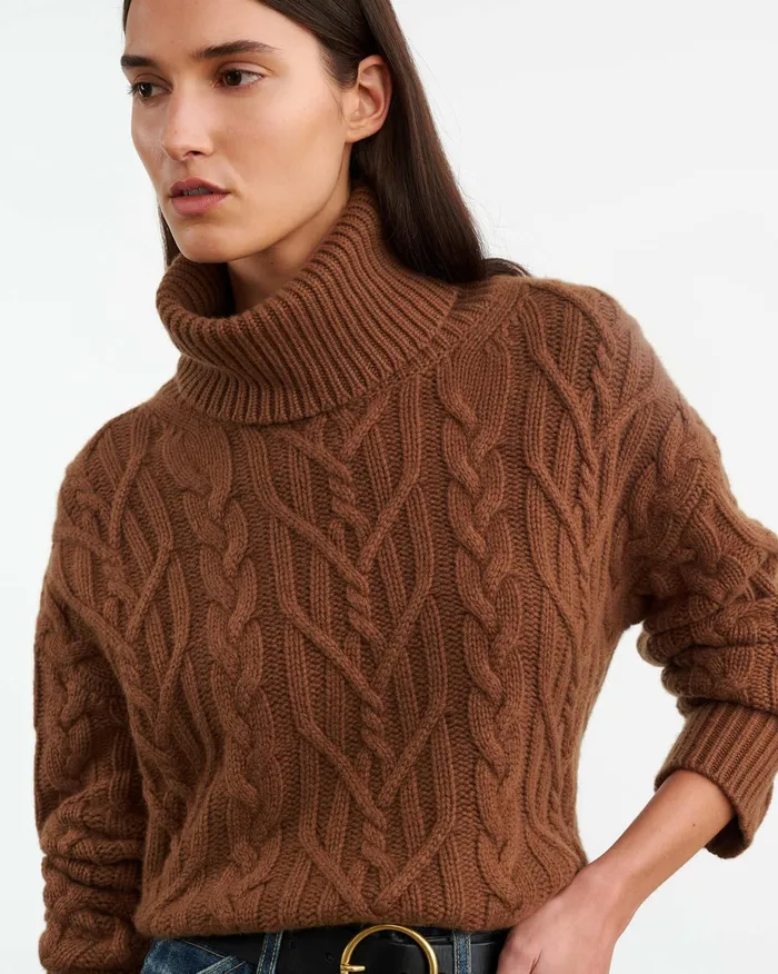 GIGI CASHMERE TURTLENECK SWEATER Coffee Women Nili Lotan Knits and Sweaters
