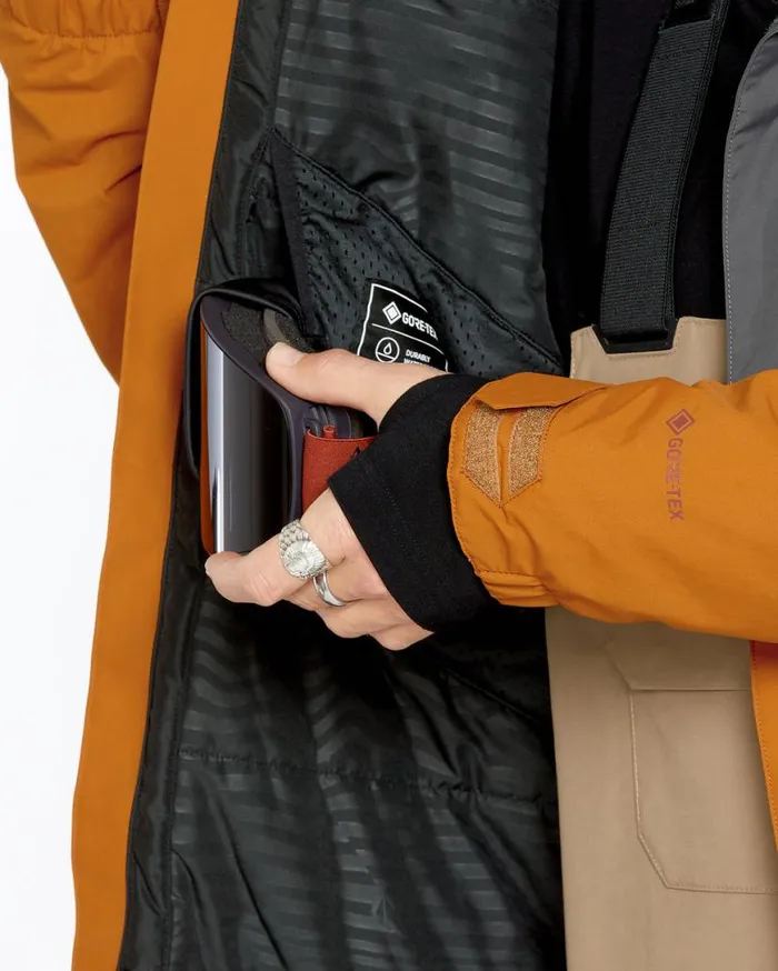 Mens L GoreTex Jacket 8211 Caramel Mens Volcom Jackets
