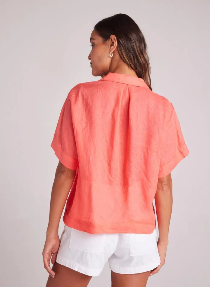 Short Sleeve Women Bella Dahl Short Sleeve Flowy Button Down 8211 Hibiscus Bloom Short Sleeve Women Bella Dahl Short Sleeve Flowy Button Down 8211 Hibiscus Bloom
