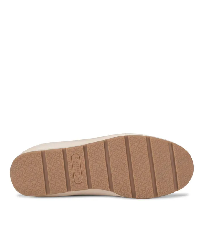 Women Baretraps Flats and Loafers Prim Slip On Lambwool