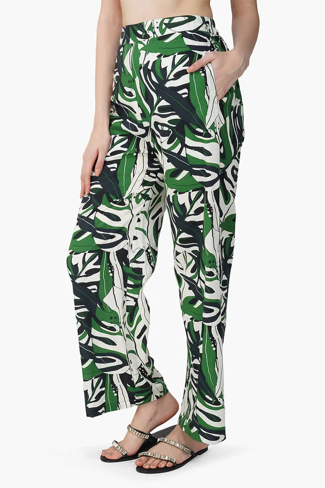 Women Green Birch Tropical Printed Pants Pants America and Beyond