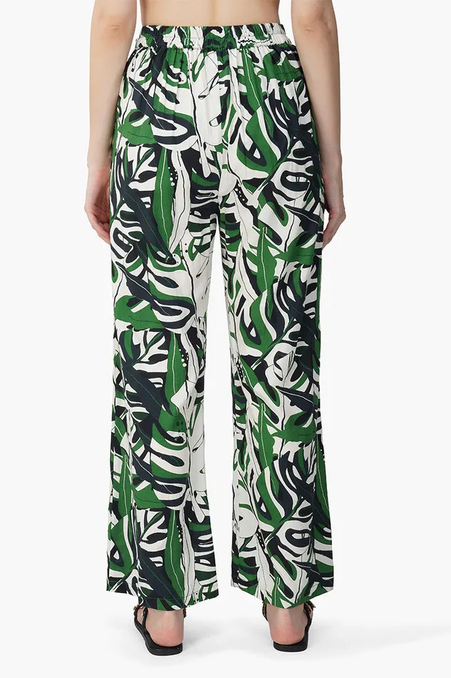 Women Green Birch Tropical Printed Pants Pants America and Beyond