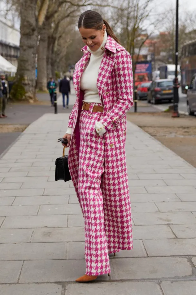 Women In Stock Tailoring Holland Cooper Full Length Marlborough Trench Coat Hot Pink Large Scale Houndstooth
